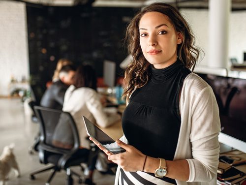 How-to-advance-in-your-career-without-becoming-a-workaholic